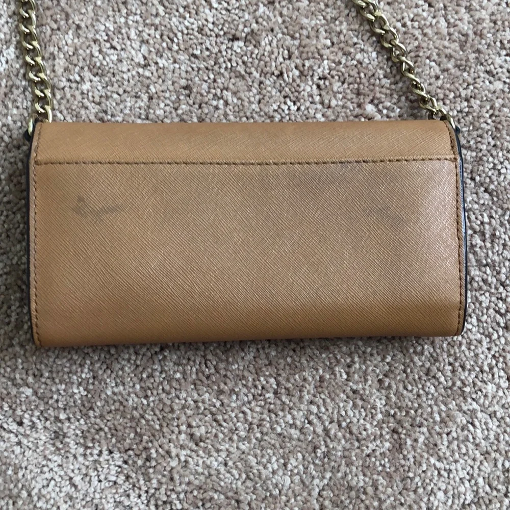 Leather Crossbody Wallet in Tan with Chain Strap Reposhing